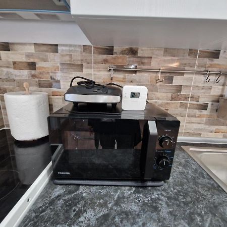 Golden Airport Residence Otopeni Ngoại thất bức ảnh