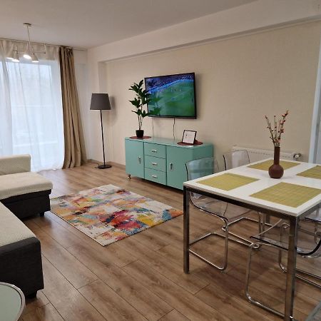 Golden Airport Residence Otopeni Ngoại thất bức ảnh