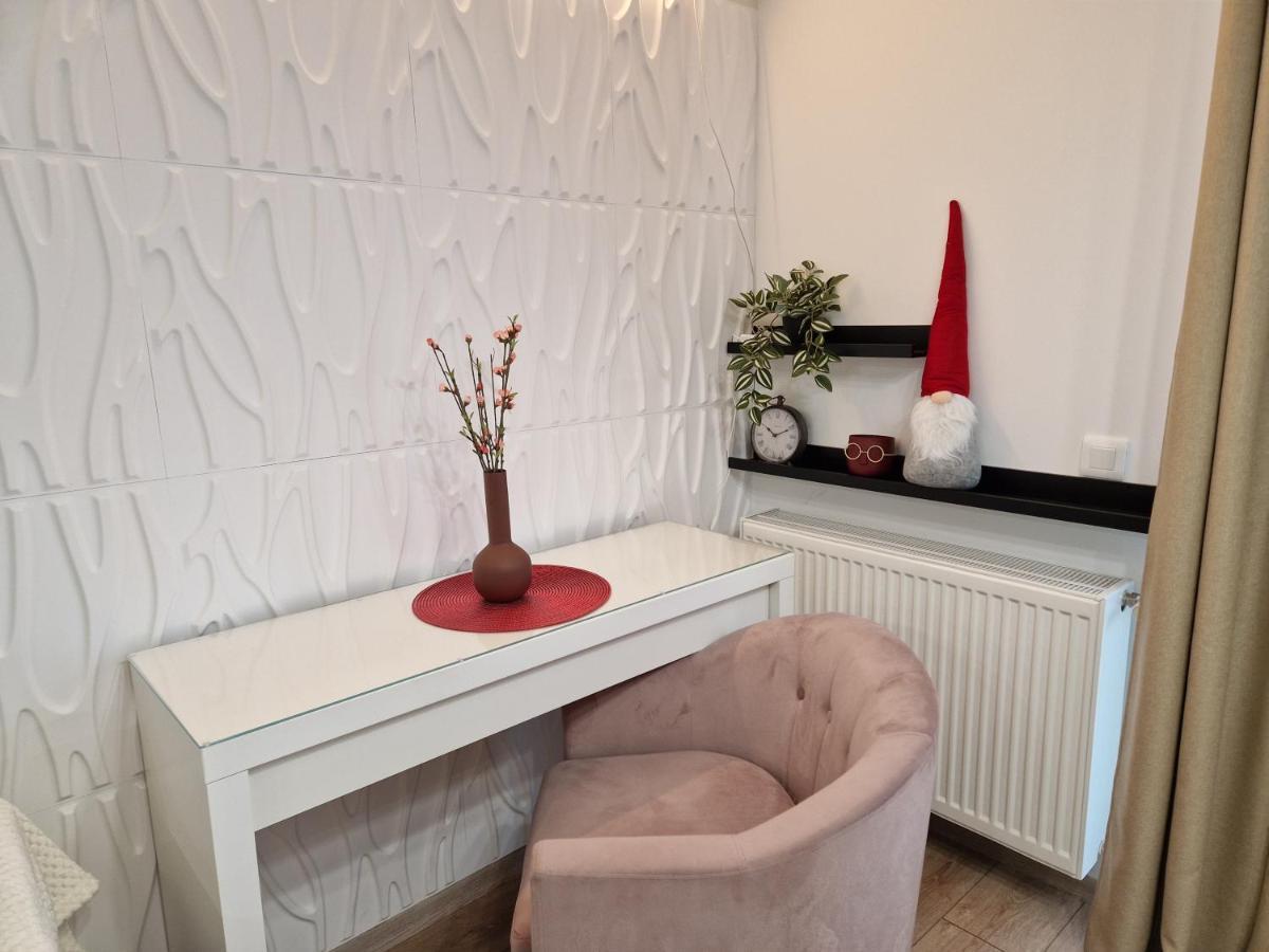 Golden Airport Residence Otopeni Ngoại thất bức ảnh