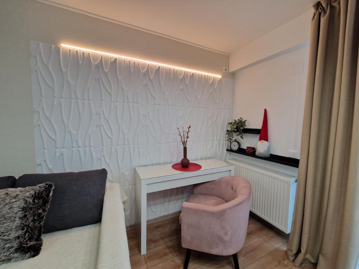 Golden Airport Residence Otopeni Ngoại thất bức ảnh