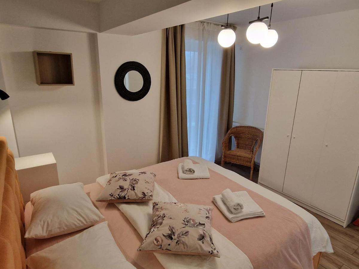 Golden Airport Residence Otopeni Ngoại thất bức ảnh